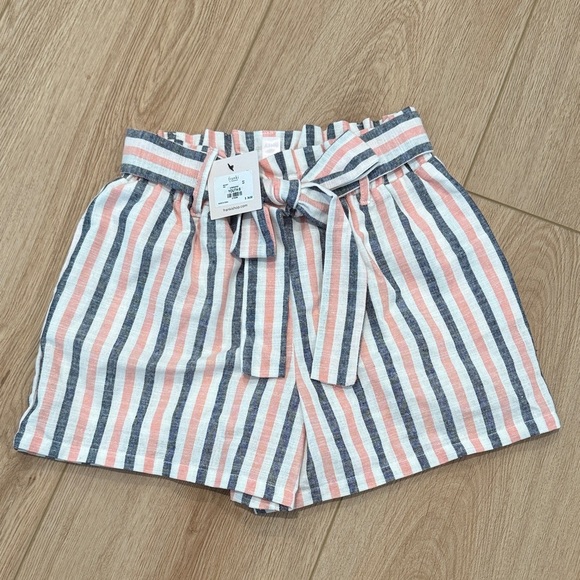 Francesca's Collections Other - Striped girl’s Shorts